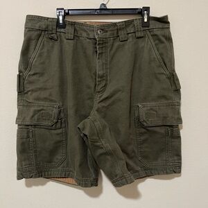 duluth trading co green cargo shorts